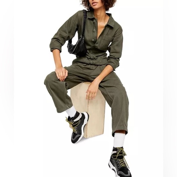 Free People Women's Gia Jumpsuit- Army Green Coveralls- Size XS - Picture 4 of 16